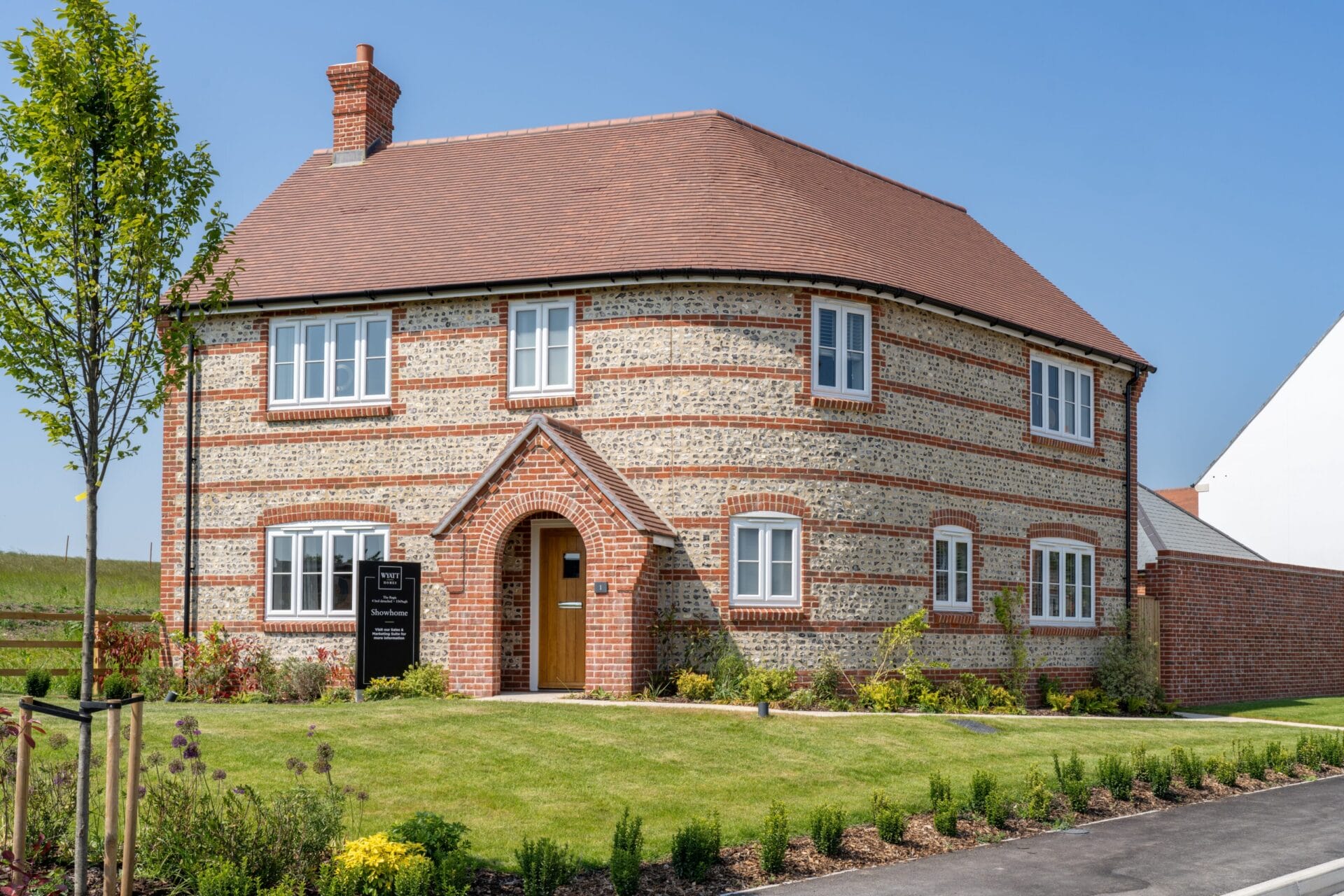 443369_WyattHomes_WebsiteDesktop_OUR_LEGACY_TIMELINE_JAN23_3