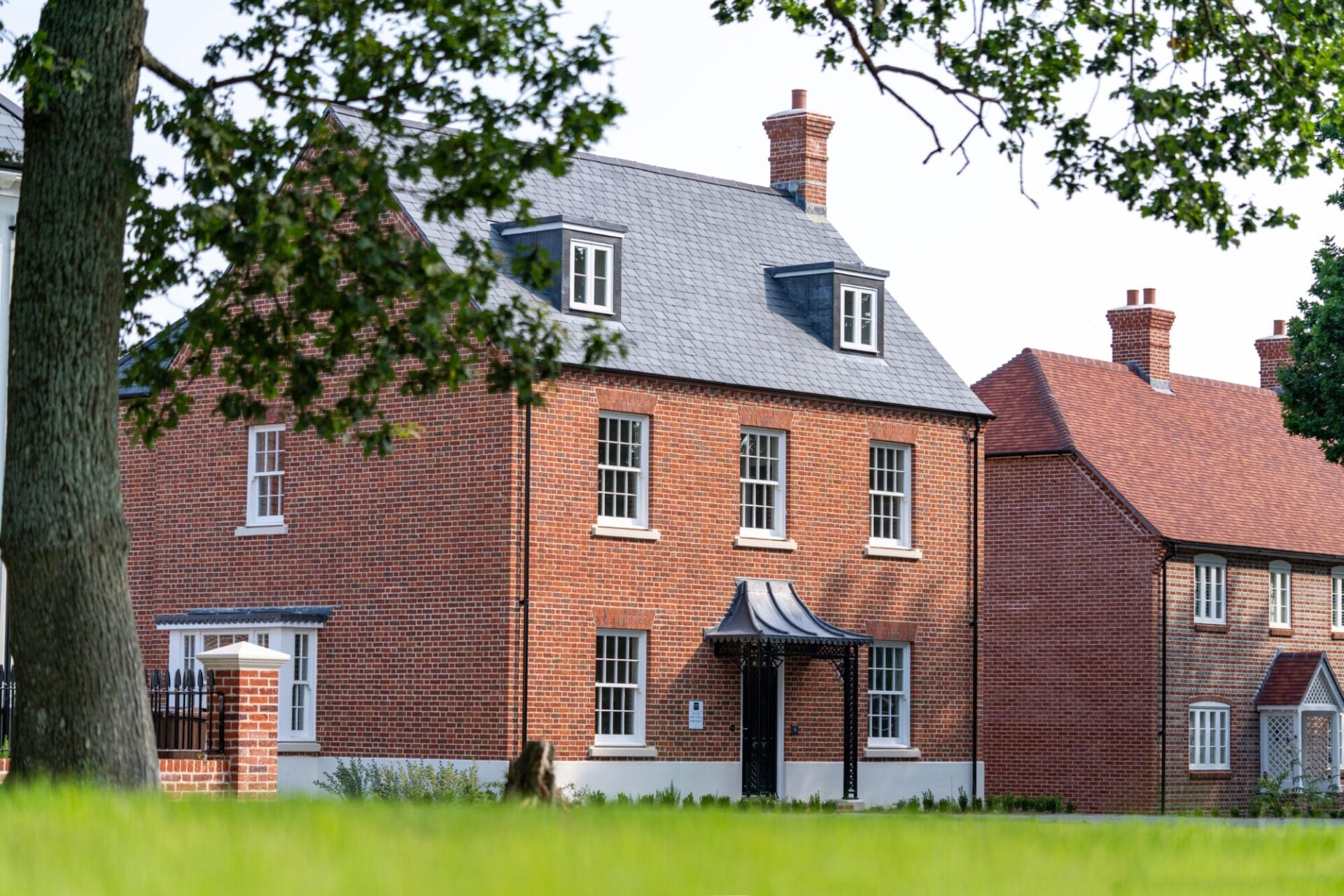 Mountbatten Park - Gallery - Exterior