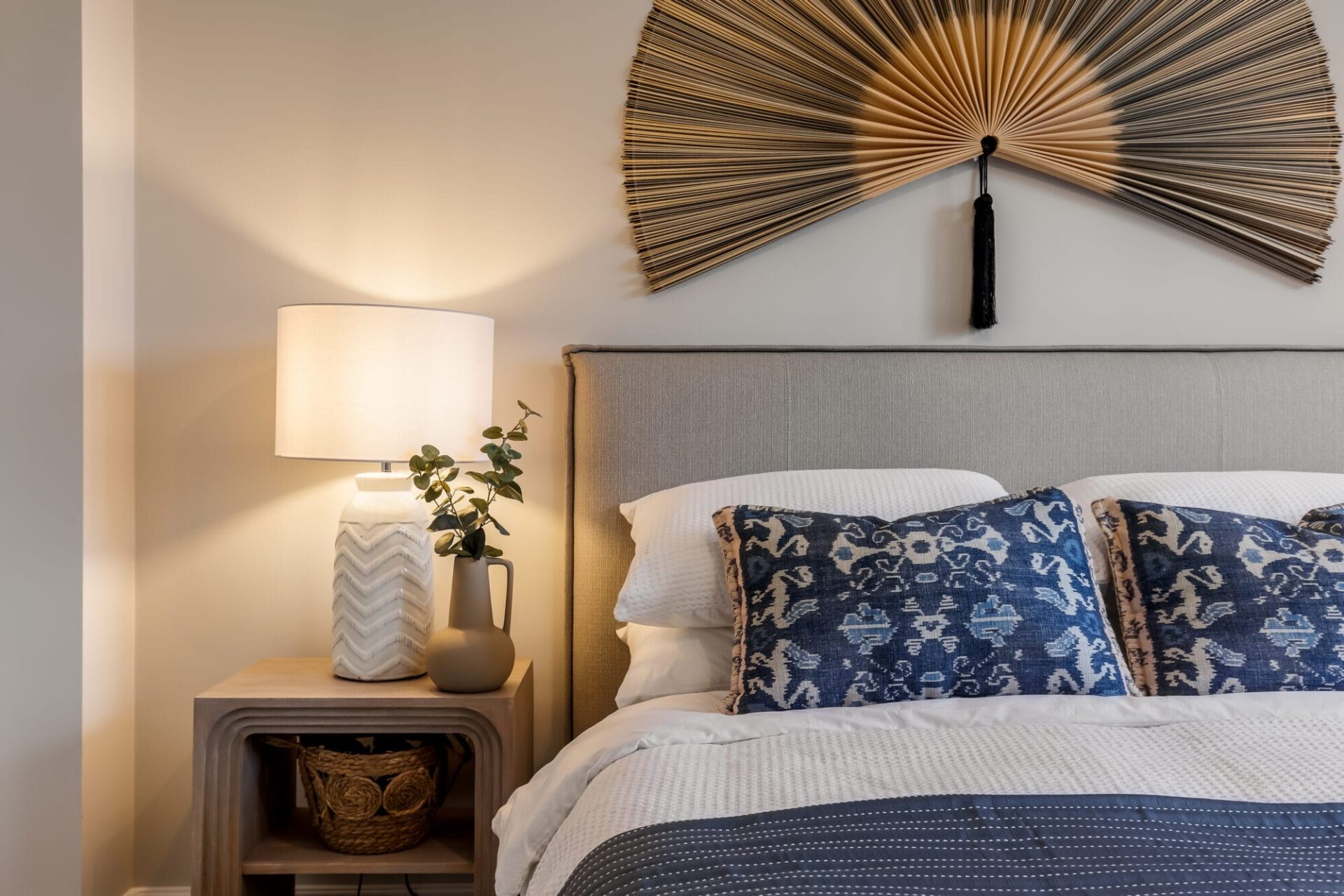 Rivers Edge - Gallery - Interior